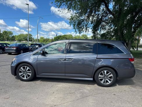 Used 2016 Honda Odyssey Touring image 8