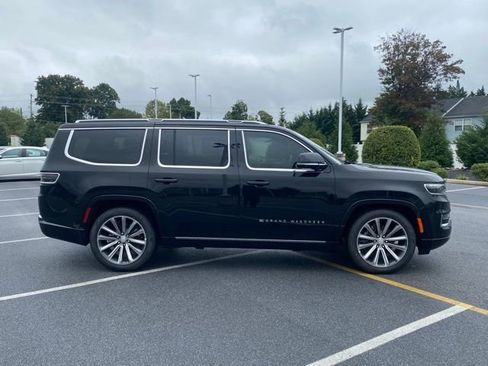 New 2024 Jeep Grand Wagoneer Series I w/ HD Trailer Tow Package image 9