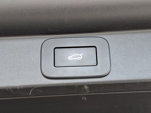 Used 2023 Land Rover Range Rover SE AWD/4WD image 30