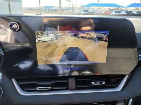 New 2026 Chevrolet Equinox LT image 14