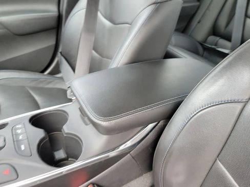 Used 2018 Chevrolet Volt Premier image 21