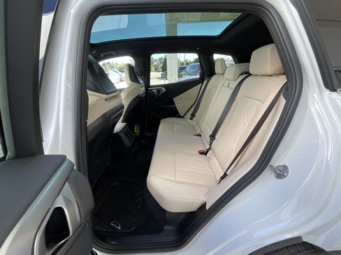 New 2026 BMW X3 xDrive30 w/ Convenience Package image 25