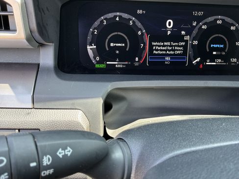Used 2025 Toyota Tacoma TRD Sport AWD/4WD image 22