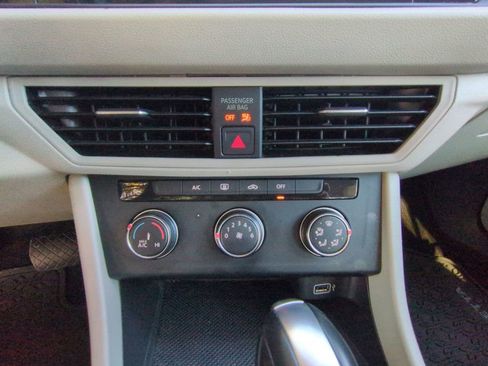 Used 2019 Volkswagen Jetta S w/ Driver Assistance Package image 20