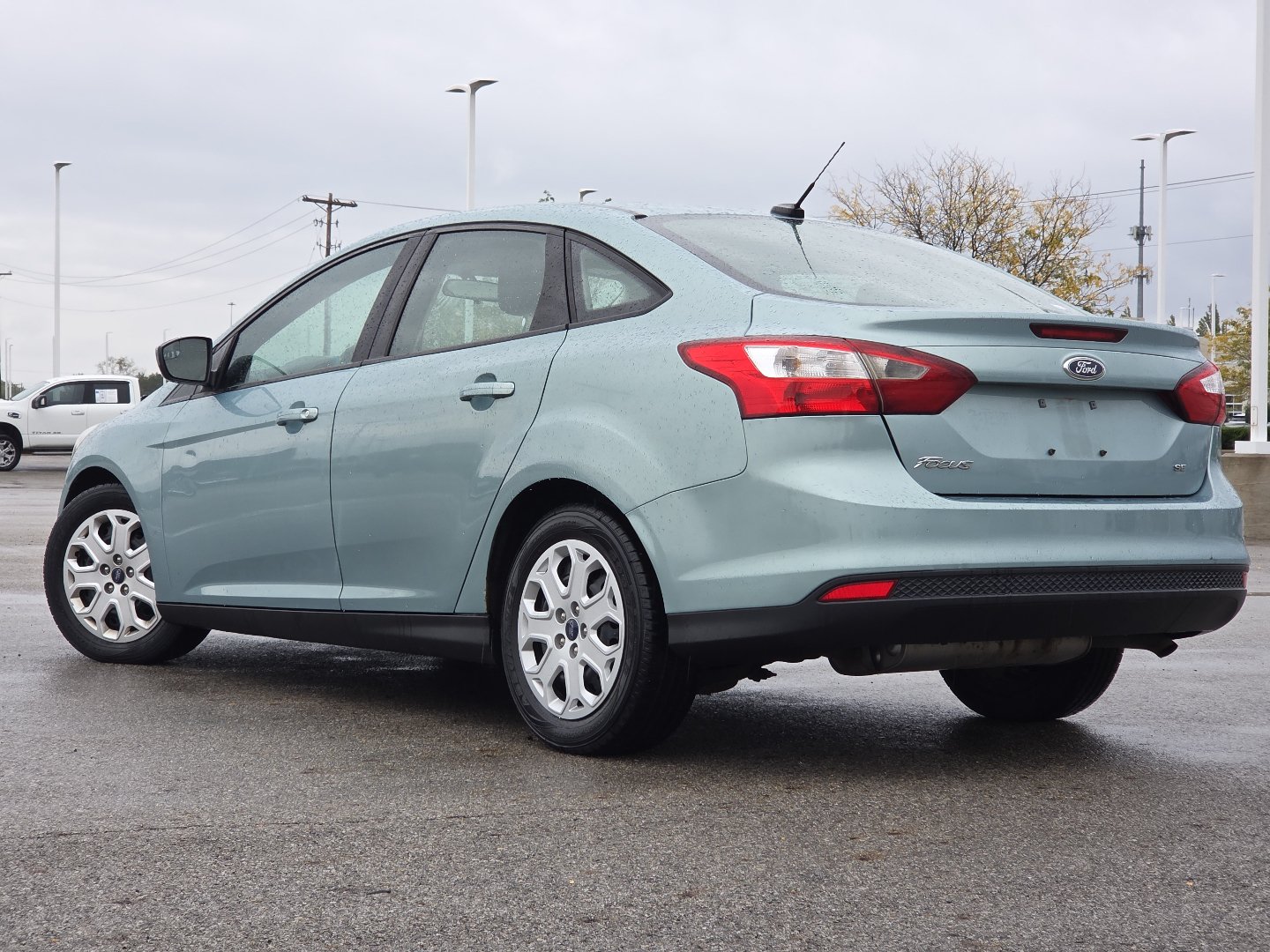 Used 2012 Ford Focus SE FWD image 11