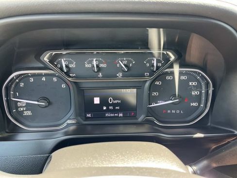 Used 2019 GMC Sierra 1500 SLT w/ SLT Premium Plus Package AWD/4WD image 36