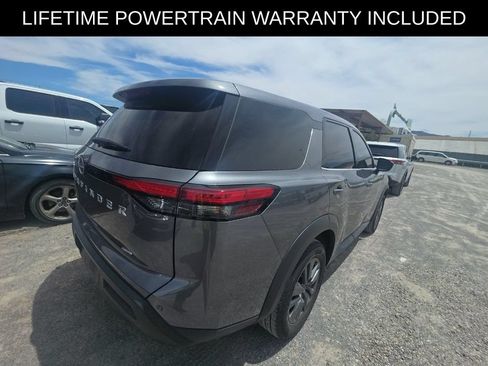 Used 2024 Nissan Pathfinder S AWD/4WD image 4