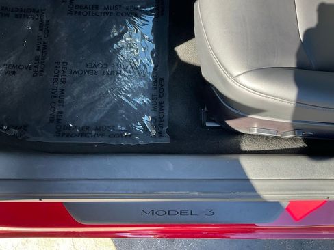 Used 2023 Tesla Model 3 Standard Range image 15