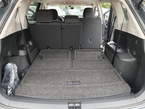 Used 2023 Volkswagen Tiguan S FWD image 20