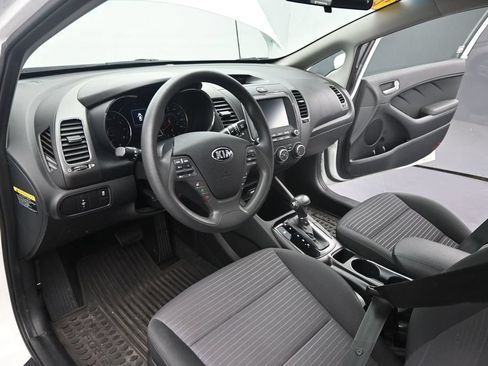 Used 2018 Kia Forte LX w/ LX Popular Package FWD image 15