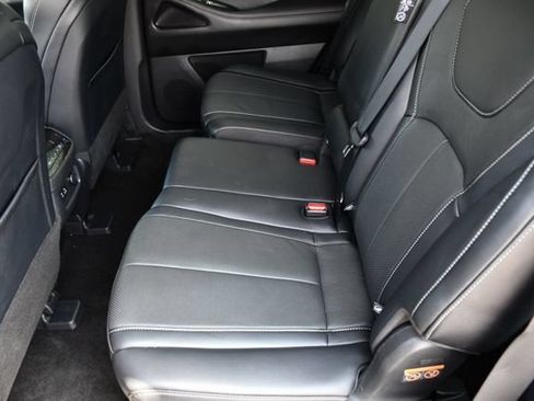 Used 2023 INFINITI QX60 Luxe AWD/4WD image 18