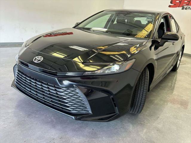 Certified 2025 Toyota Camry LE FWD image 7