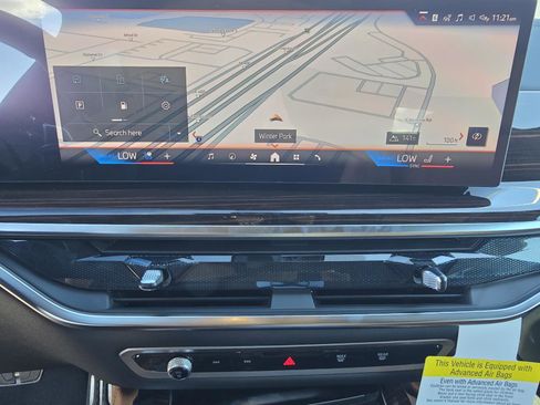 New 2026 BMW X6 xDrive40i w/ Climate Comfort Package image 17