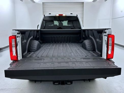 Used 2024 Ford F250 XLT image 21