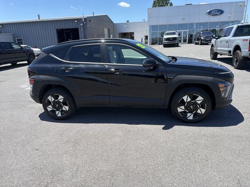 Used 2025 Hyundai Kona SEL AWD/4WD image 2
