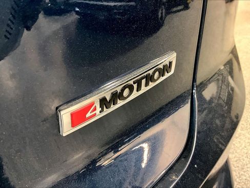 Used 2020 Volkswagen Atlas Cross Sport SEL Premium image 10