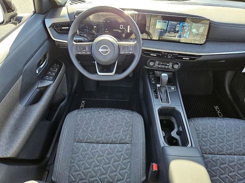 New 2026 Nissan Kicks SV image 9