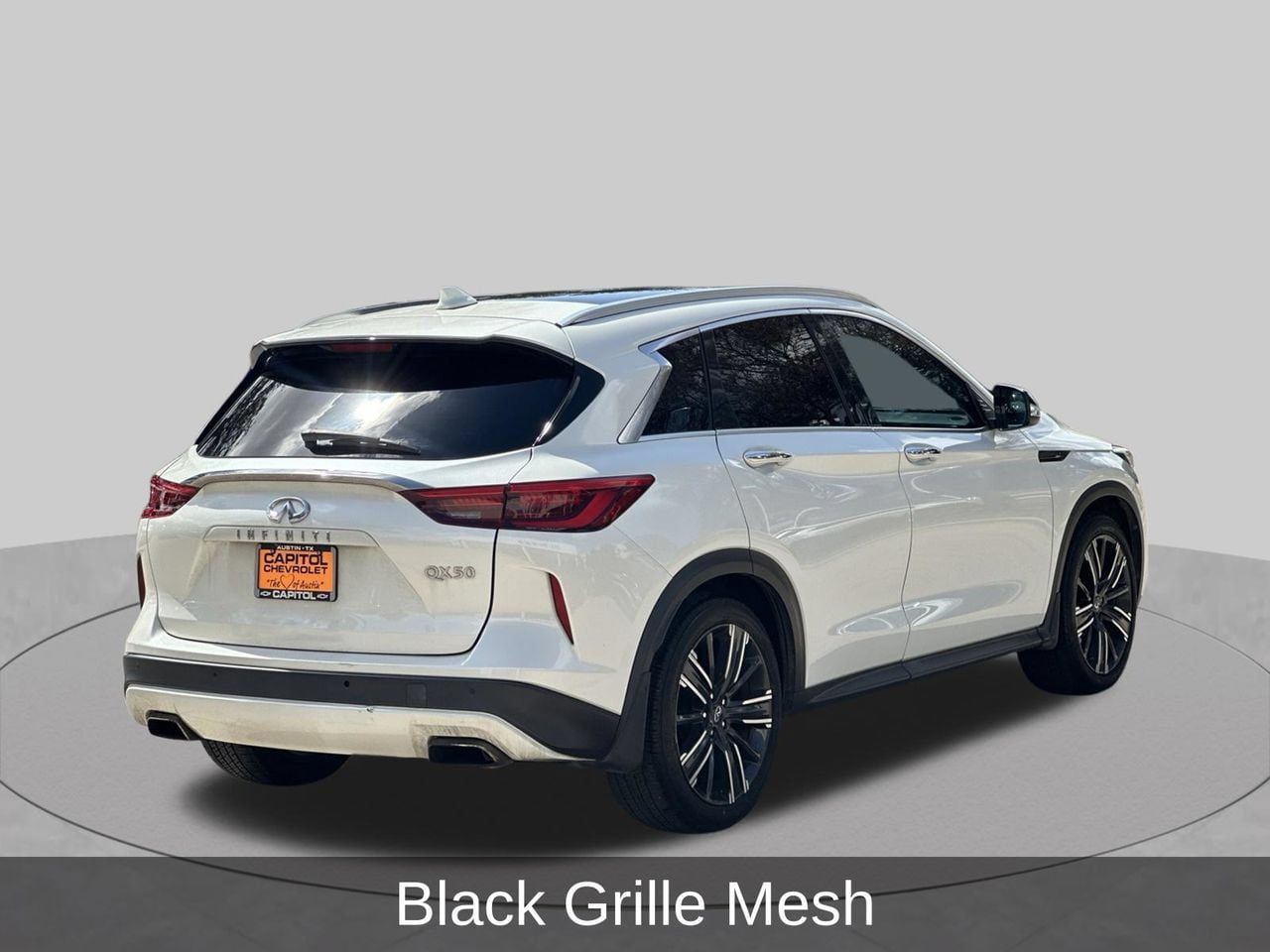 Used 2021 INFINITI QX50 Luxe w/ Appearance Package FWD image 5