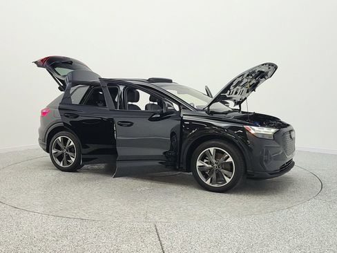 Used 2024 Audi Q4 e-tron Prestige w/ Black Optic Package image 10