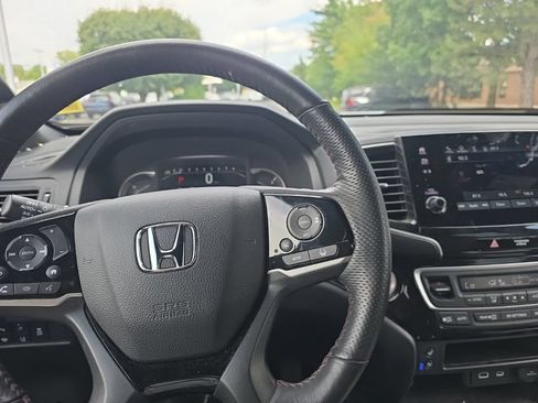 Certified 2024 Honda Passport Black Edition image 22