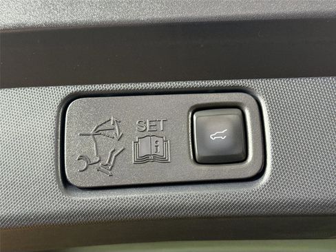 Used 2021 Ford Mustang Mach-E GT image 45