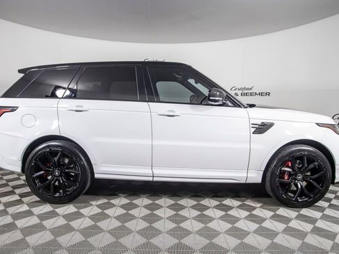 Used 2022 Land Rover Range Rover Sport SVR image 4