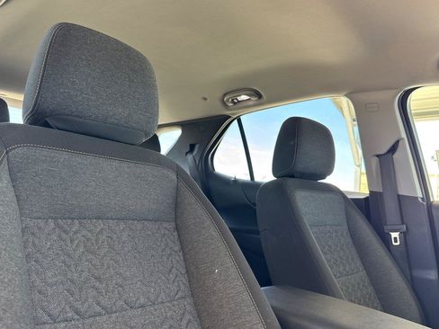 Used 2024 Chevrolet Equinox LT w/ LPO, Floor Liner Package FWD image 17