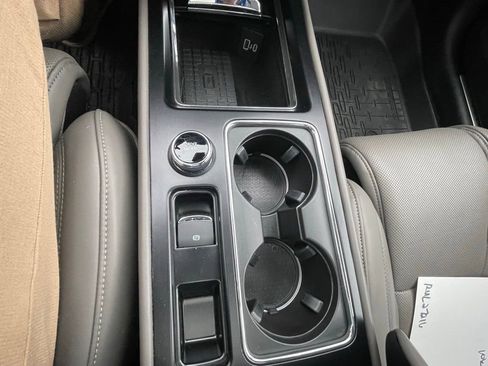 Certified 2024 Lincoln Corsair Reserve w/ Equipment Group 202A image 34