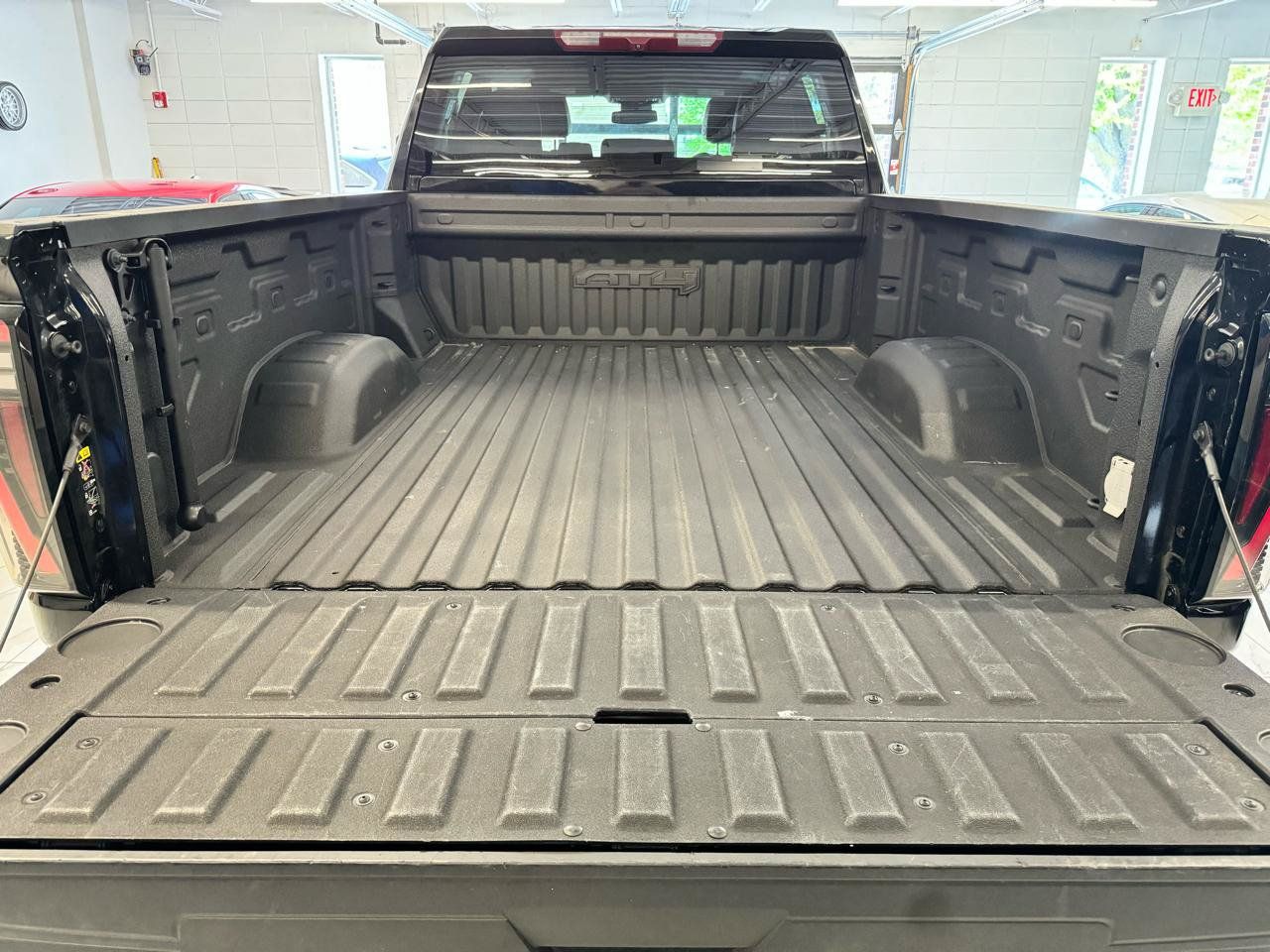 Used 2024 GMC Sierra 2500 AT4 w/ Snow Plow Prep/Camper Package AWD/4WD image 26
