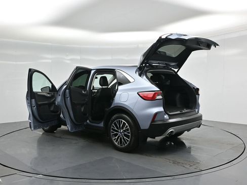 Certified 2022 Ford Escape SEL w/ Technology Package image 35