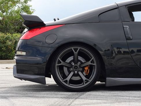 Used 2008 Nissan 350Z NISMO w/ Cargo Convenience Pkg image 29