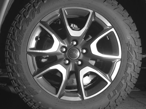 Used 2025 Jeep Compass Trailhawk AWD/4WD image 14