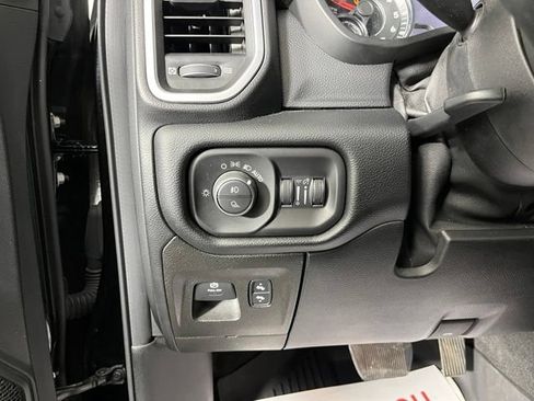 Used 2019 RAM 1500 Big Horn AWD/4WD image 18