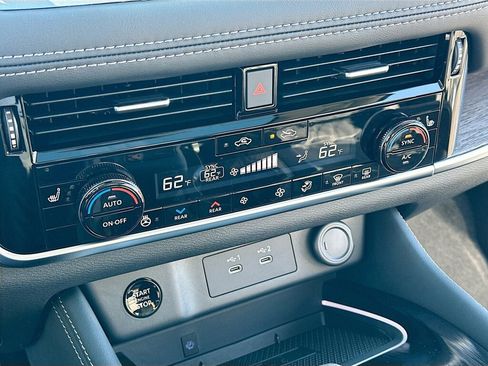 New 2026 Nissan Rogue Platinum w/ Platinum Premium Package image 10