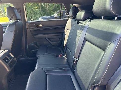 Used 2020 Volkswagen Atlas Cross Sport SEL AWD/4WD image 19