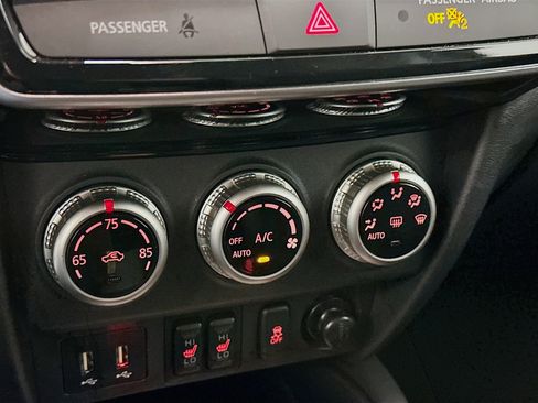 Used 2025 Mitsubishi Outlander Sport AWD image 23