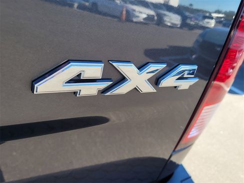 Used 2018 RAM 1500 Express image 8