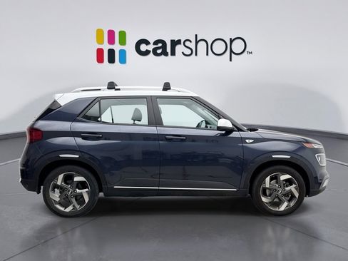Used 2021 Hyundai Venue FWD image 6