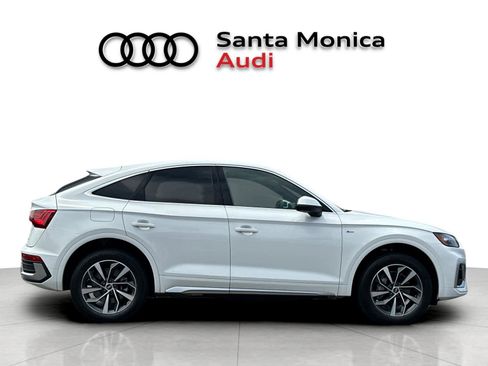 Used 2022 Audi Q5 2.0T Premium Plus w/ Premium Plus Package AWD/4WD image 8