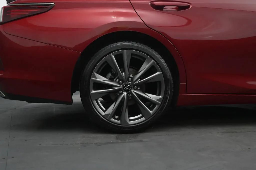 Used 2020 Lexus ES 350 F Sport w/ Accessory Package 2 FWD image 19