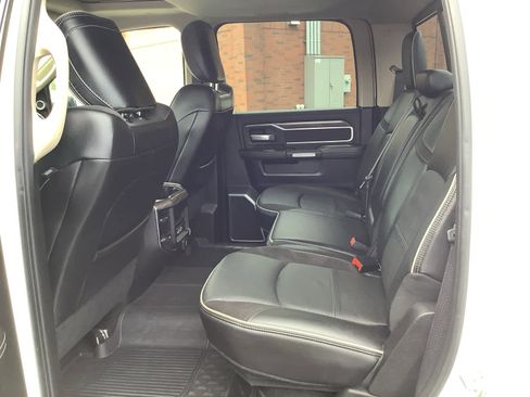 Used 2019 RAM 3500 Laramie AWD/4WD image 9