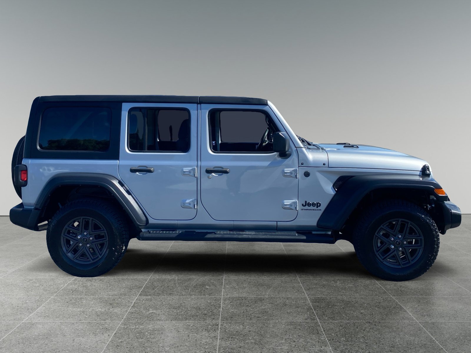 Used 2024 Jeep Wrangler Unlimited Sport AWD/4WD image 6