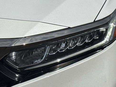 Certified 2019 Honda Accord Sport image 10