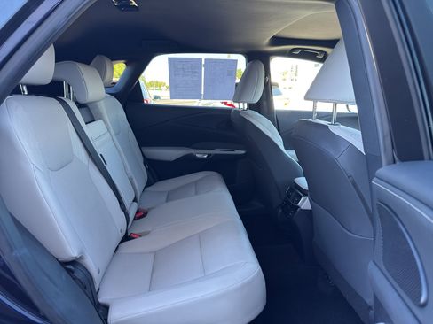 Used 2024 Lexus RX 350 Premium image 17