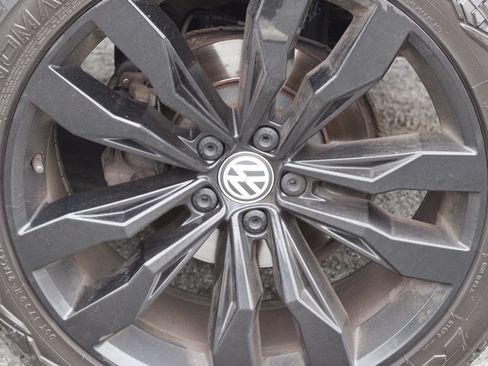 Used 2021 Volkswagen Tiguan SE R-Line AWD/4WD image 35