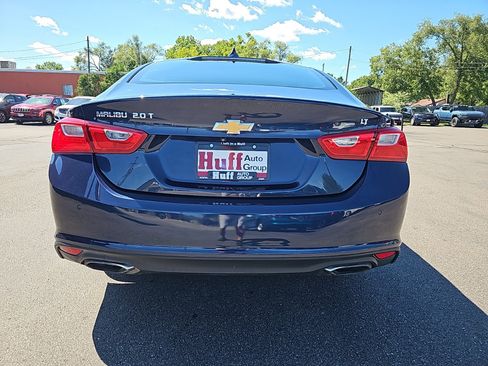 Used 2016 Chevrolet Malibu LT FWD image 4