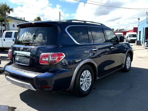 Used 2017 Nissan Armada SV image 5