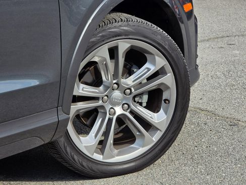 Used 2018 Audi Q3 2.0T Premium w/ Convenience Package image 13