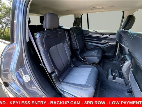 Used 2023 Jeep Grand Cherokee L Laredo AWD/4WD image 24
