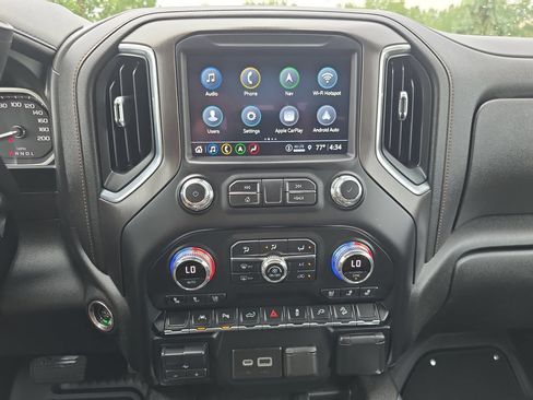 Used 2021 GMC Sierra 1500 AT4 w/ AT4 Premium Package AWD/4WD image 22